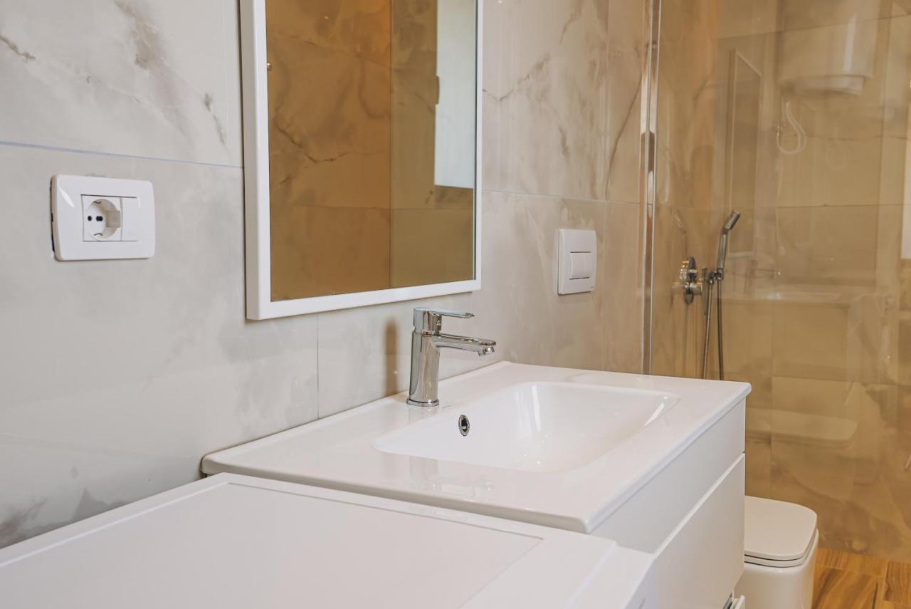 Jd Luxury Apartments Вльора Екстер'єр фото